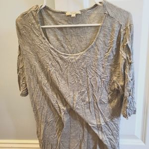 89th and Madison Large Grey Shirt